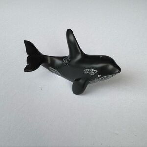 Vtg Killer Whale Orca Figurine Hand Carved Black Natural Resin Composite Boma CA